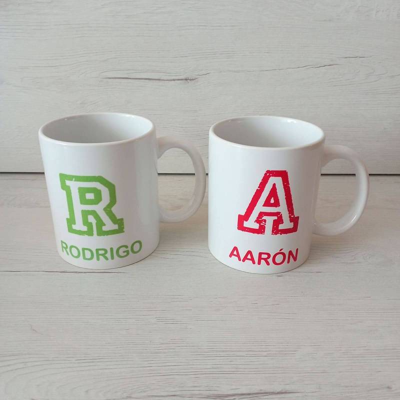 Taza Personalizada Con Inicial Y Nombre Caprichos Murania