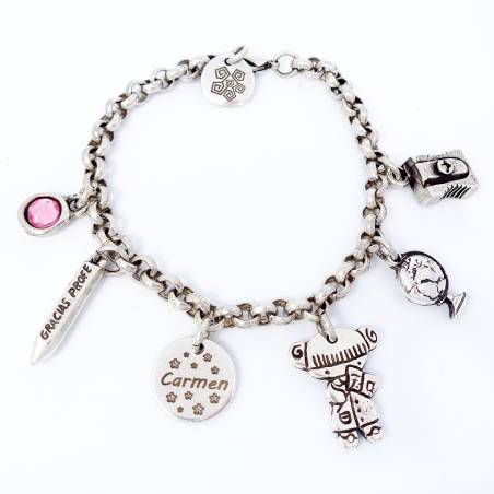 Pulsera Profesora para personalizar con el nombre baño de plata. Regalo para profesora personalizada.