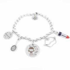 Pulsera para esteticista personalizada con baño de plata.